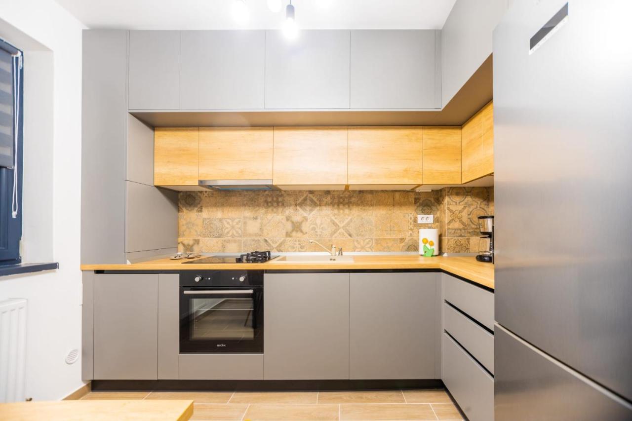 Brigitte Apartment Brasov Ngoại thất bức ảnh